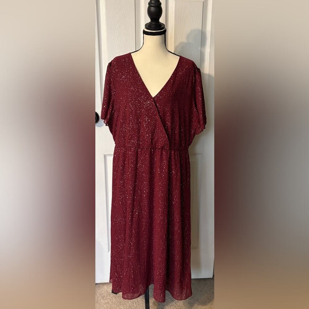 BloomChic Dress Women's 18-20 NEW Burgundy Silver Chiffon Empire Waist Plus Size